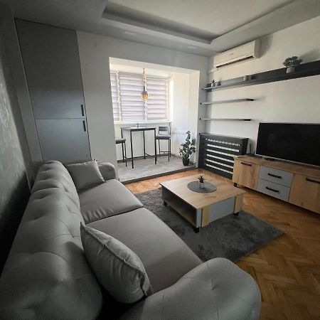 Central Sky View Apartment Belgrade Luaran gambar
